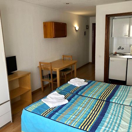 Apartamentos Goya 75 Madrid Esterno foto